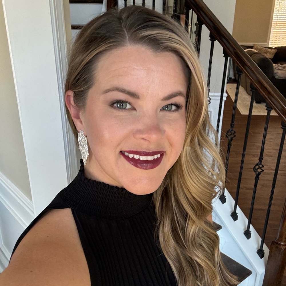 Meet your Posher, Kelly